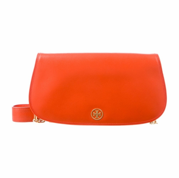 Tory Burch Handbags - Tory Burch Amanda Clutch. Gold chain strap